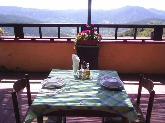 テウラーダ Agriturismo E Antica Fattoria Matteu Bed & Breakfast エクステリア 写真